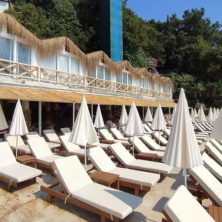 The Roof Ada Hotel Adalar