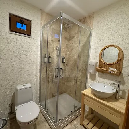 The Roof Ada * אדאלר