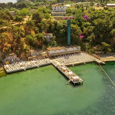 Hotel The Roof Ada Adalar